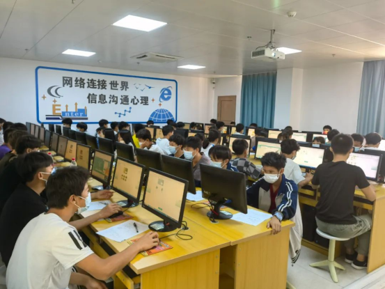 半導(dǎo)體人才工程實驗班測評現(xiàn)場