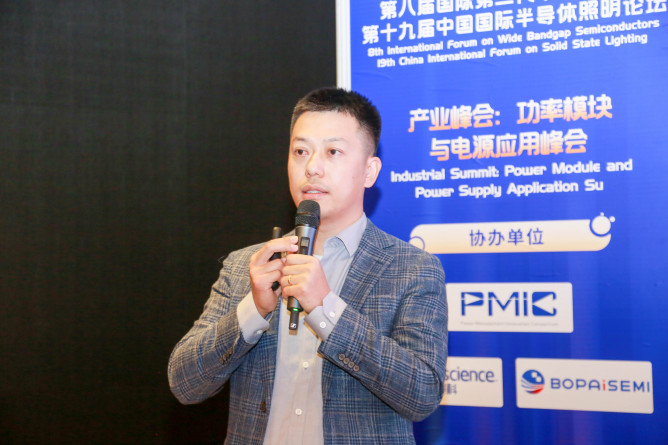 王浩宇  上?？萍即髮W信息學院長聘副教授