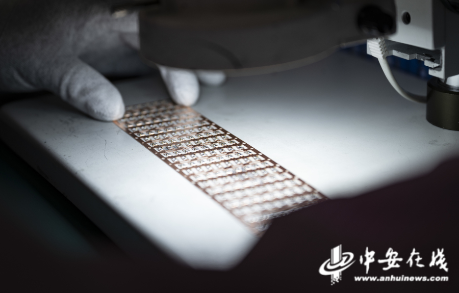 自主創(chuàng)&ldquo;芯&rdquo;智能制造+東科半導(dǎo)體jpg (9).jpg