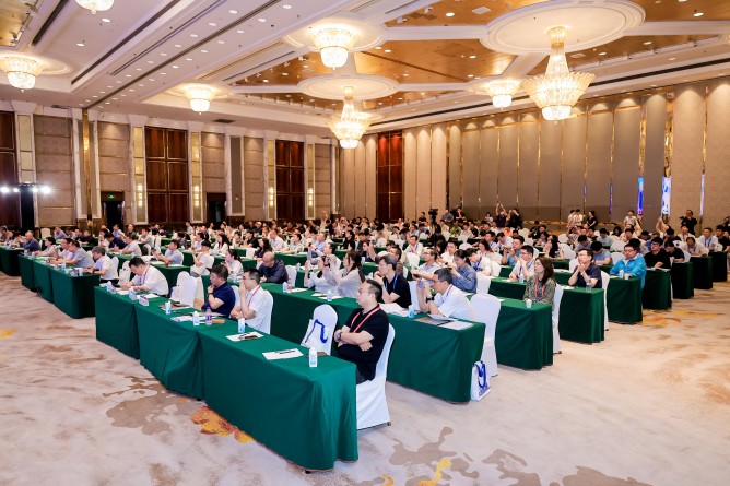 現(xiàn)場(chǎng)8