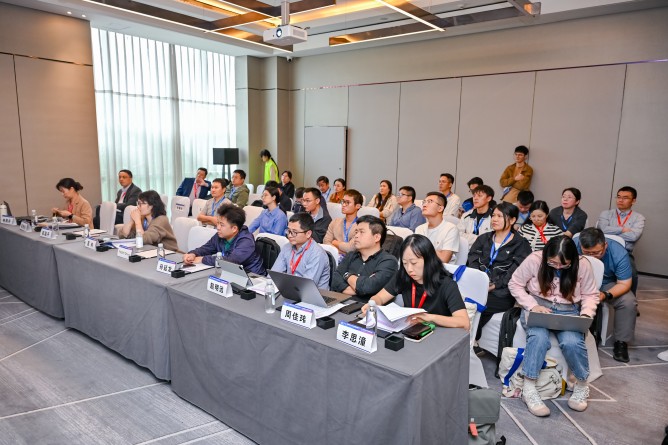 現(xiàn)場(chǎng)2